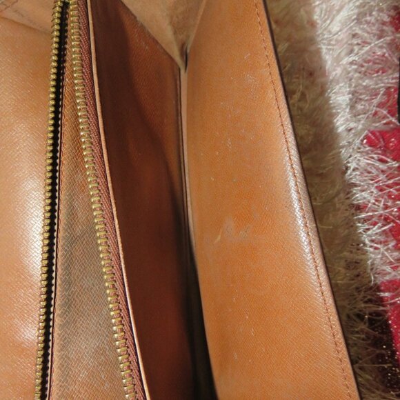 Louis Vuitton Monogram Embossed Coated Canvas Leather Classic Sarah Wallet - Picture 8 of 16